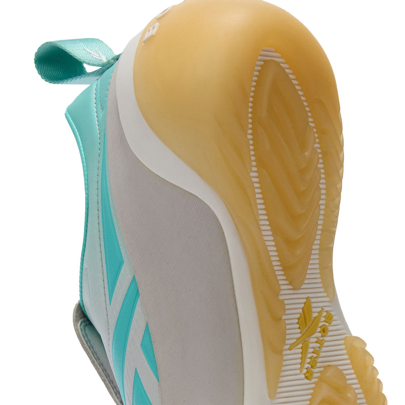 The Oceans Shoe Made From Algae Parley Recycled Shoes From Water