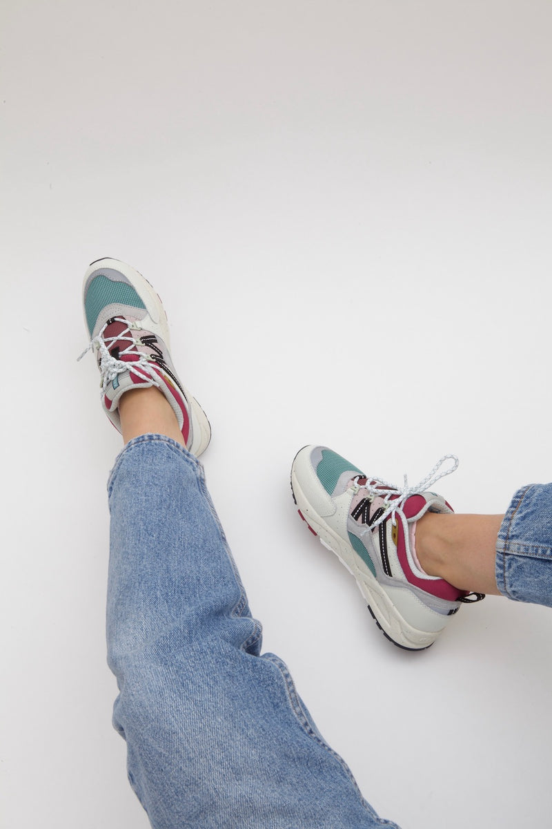 karhu-fusion-2-0-the-colour-of-mood-pack